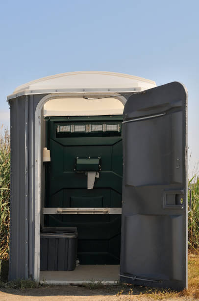 Portable Toilet Options We Offer in Cowarts, AL