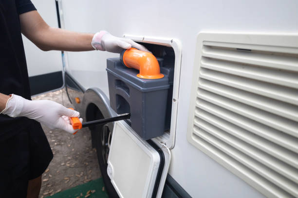 Best Luxury portable toilet rental  in Cowarts, AL